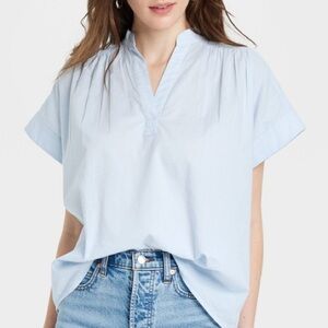 NWT Universal Thread Lightweight Top Sz L